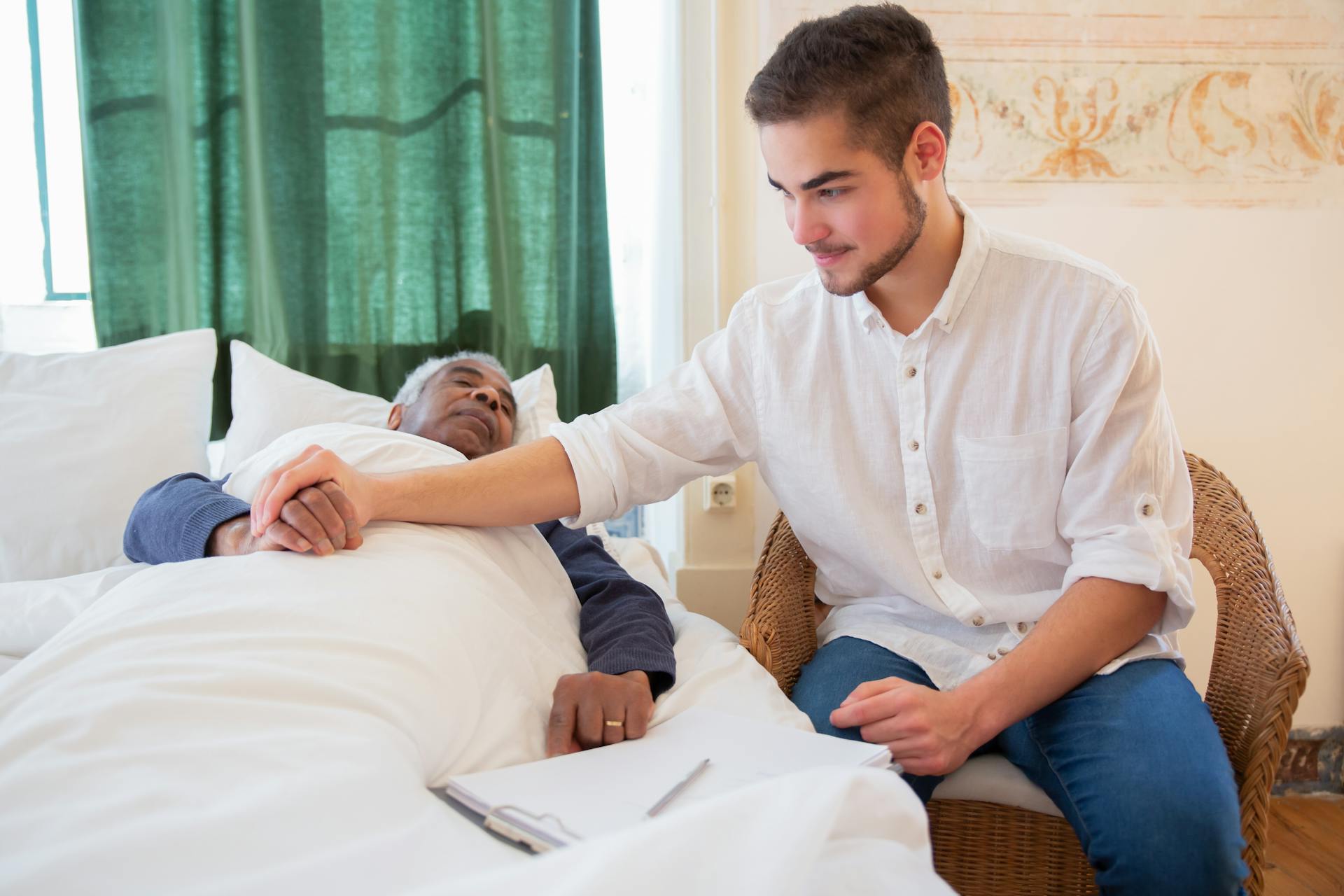 Personal Care Assistance: What It Is and Why It’s Important